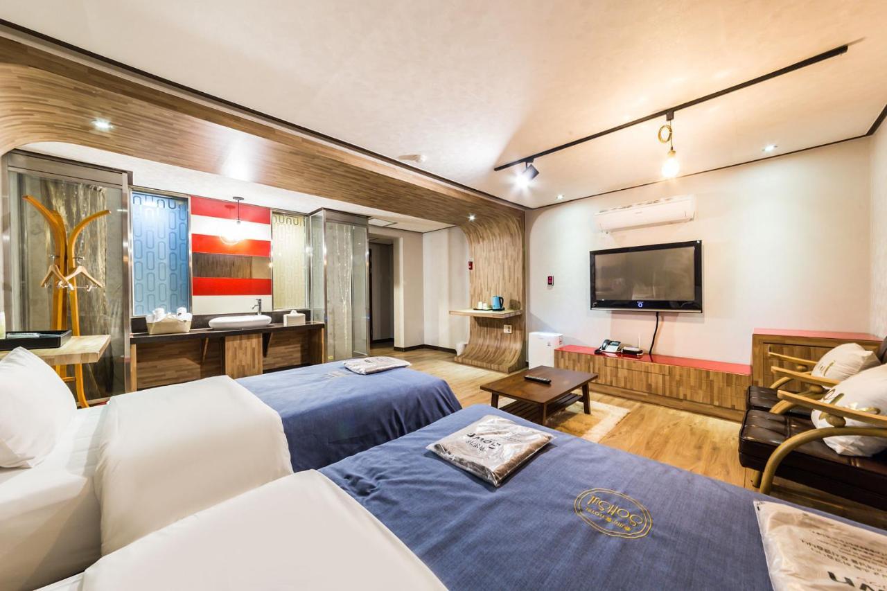 Chuncheon Sohsul Hotel Esterno foto