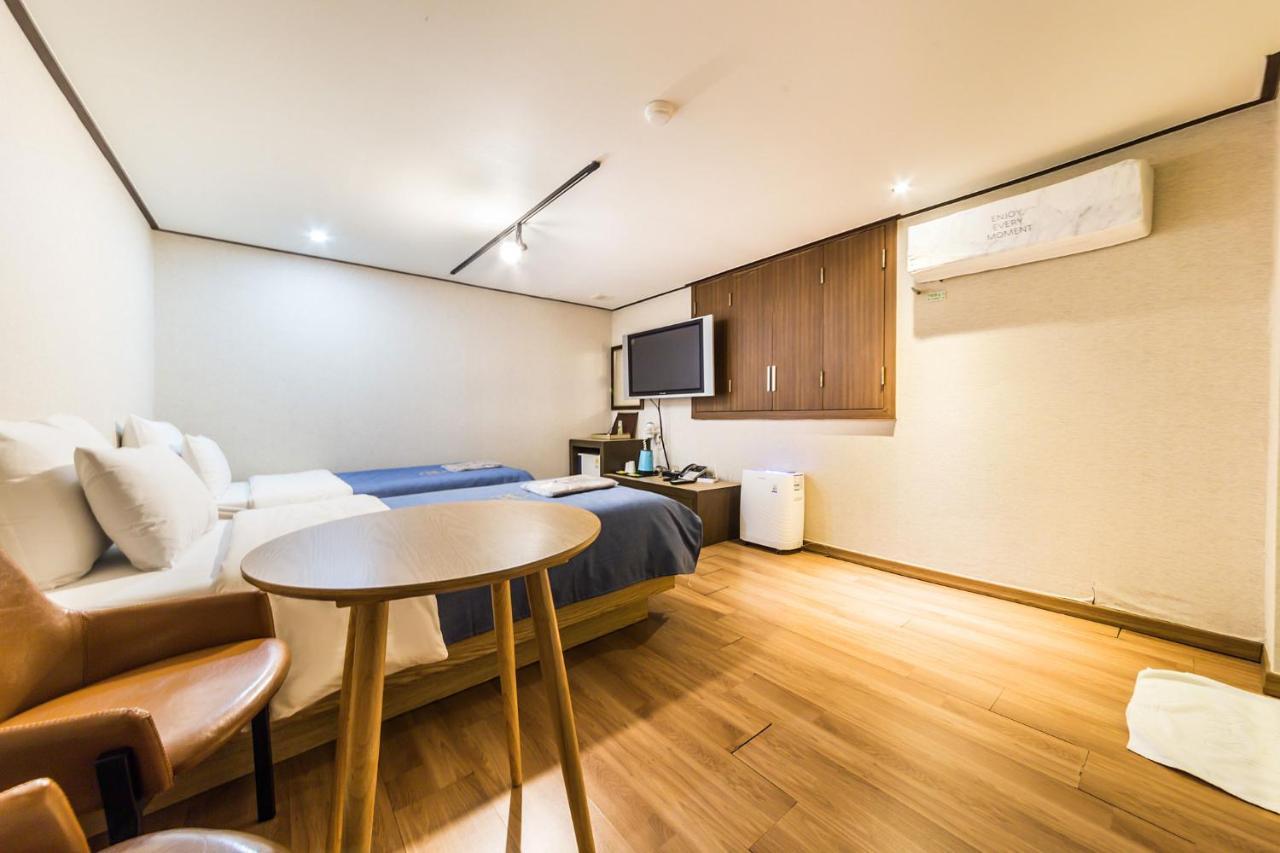 Chuncheon Sohsul Hotel Esterno foto